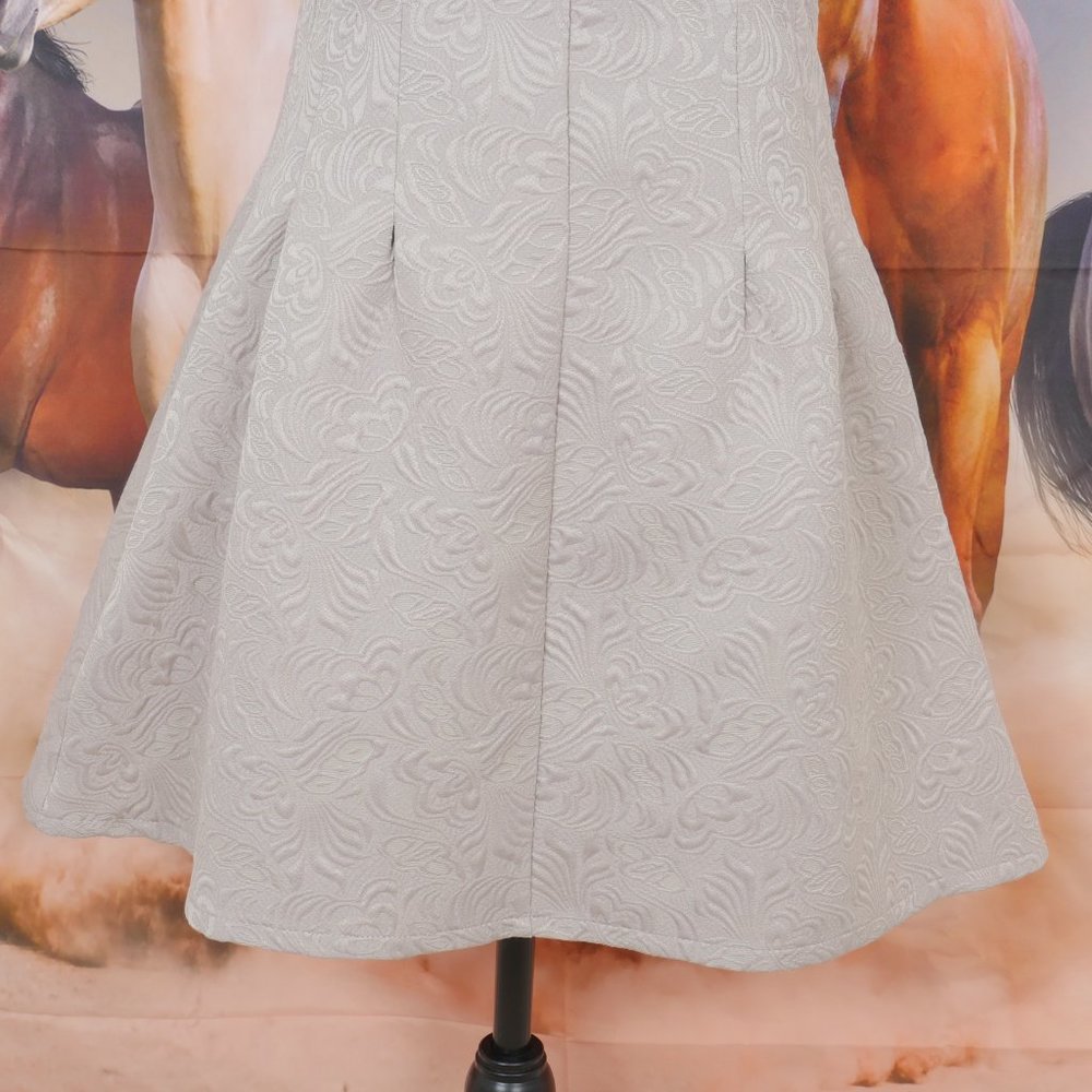 dina be Taupe Jeweled Neck Sleeveless Floral Embossed Size Small Retro Dress - Picture 4 of 10